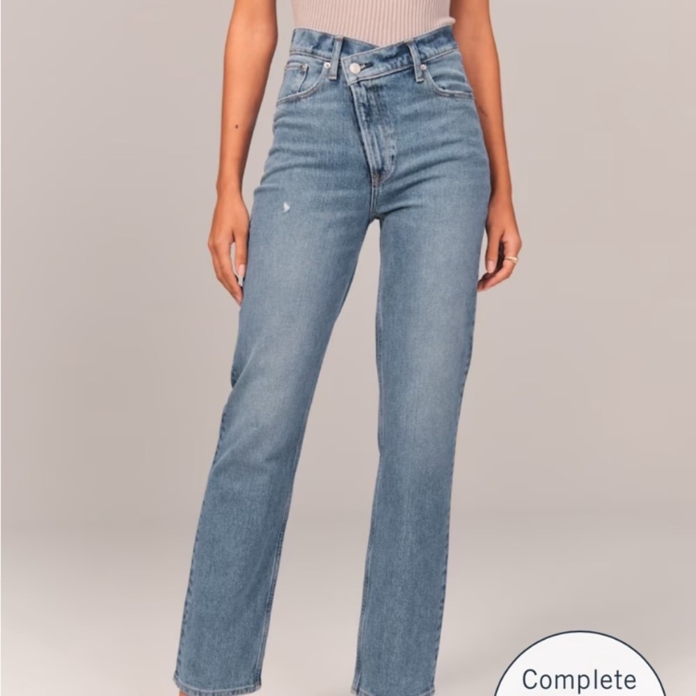 Abercrombie 90s high rise straight Jean